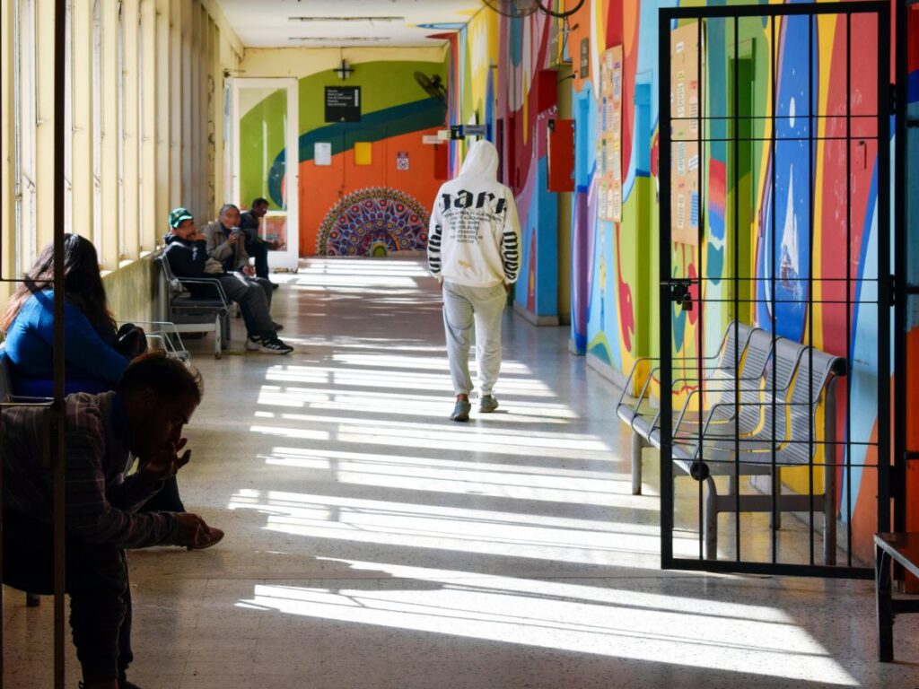 Pasillo de un hospital de salud mental