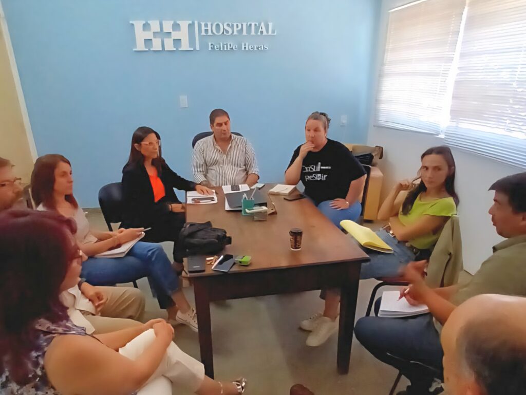 reunión en el hospital Felipe Heras